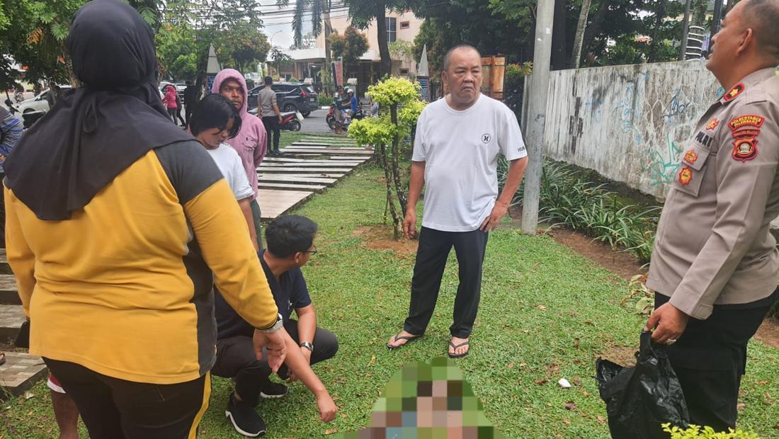 Tragedi di Palembang: Pria Terbakar dalam Dugaan Percobaan Bunuh Diri di Jalan Pom IX, Saksi Mata Beraksi Cepat dan Penyelidikan Polisi Berlanjut